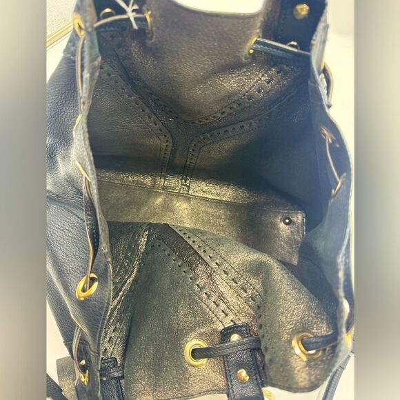 Auth YVES SAINT LAURENT Reversible
Bronze/Black Leather Double Sac Y Tote Bag - Picture 5 of 16